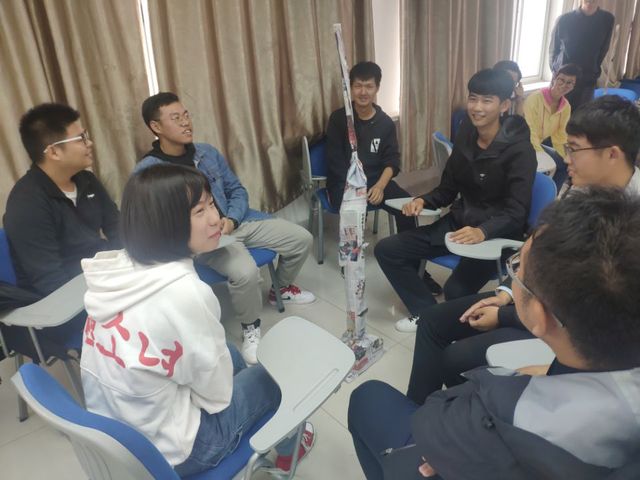 学生参与团体辅导活动