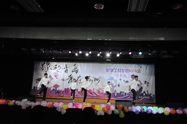 开场舞《Lucky》 姚轶智摄影 开场舞《Lucky》 姚轶智摄影