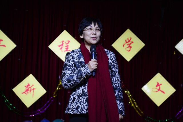 山校长讲话 李博一摄影 山校长讲话 李博一摄影