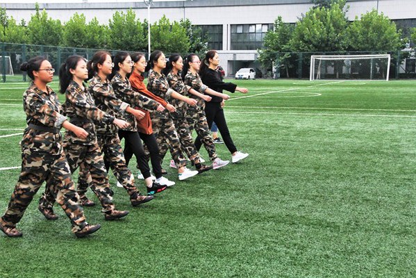 队列班练习 队列班练习