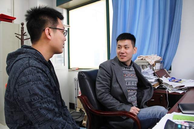 辅导员和学生谈心 辅导员和学生谈心