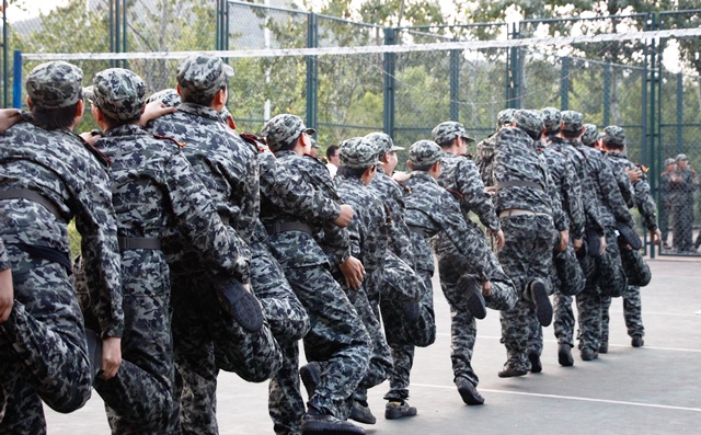 奋勇向前 奋勇向前