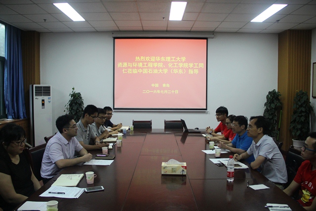 自由交流讨论 魏孟吉摄影