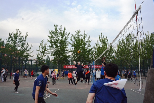 男排扣球 男排扣球