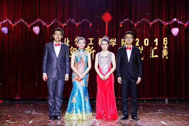 主持人合影 主持人合影