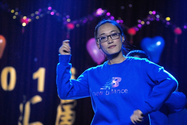 生物中心节目《今夜舞起来》 生物中心节目《今夜舞起来》