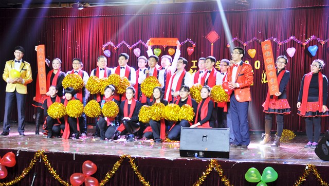 院机关节目《华韵青春》之红日 院机关节目《华韵青春》之红日